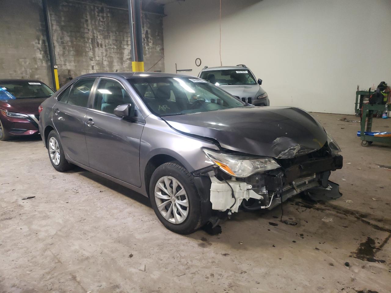 Photo 1 from auction – 2016 TOYOTA CAMRY LE with VIN 4T4BF1FK4GR580900