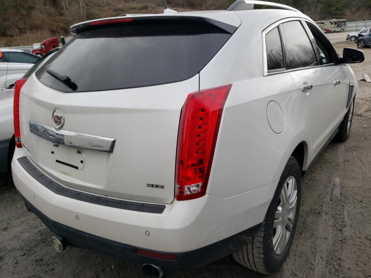 Photo 4 from auction – 2014 CADILLAC SRX LUXURY with VIN 3GYFNEE3XES538341