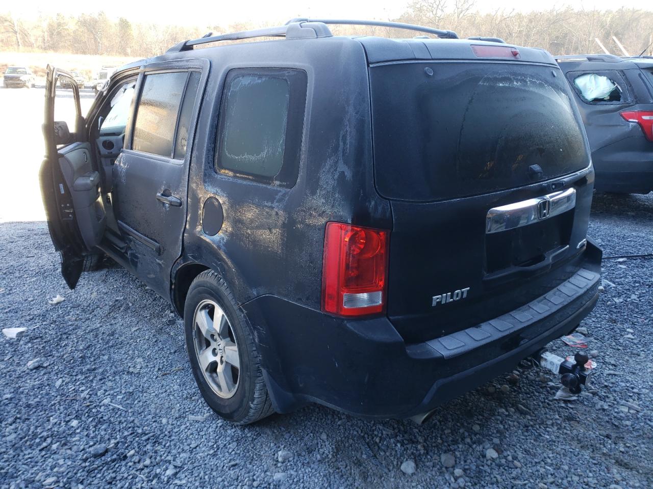 Photo 3 from auction – 2011 HONDA PILOT EXL with VIN 5FNYF4H56BB106854