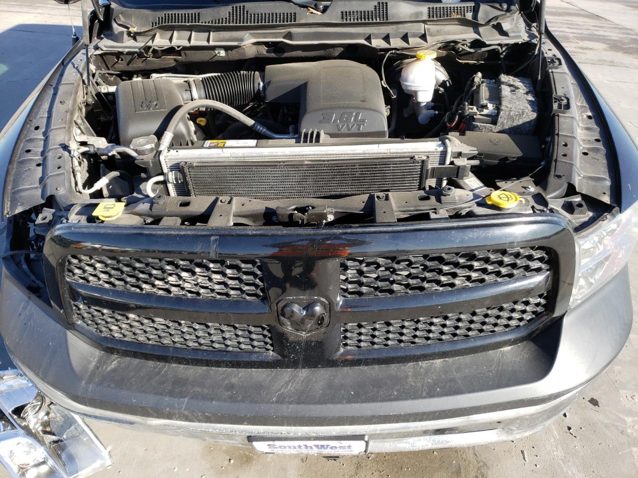 Photo 7 from auction – 2018 RAM 1500 ST with VIN 1C6RR6FG5JS299275