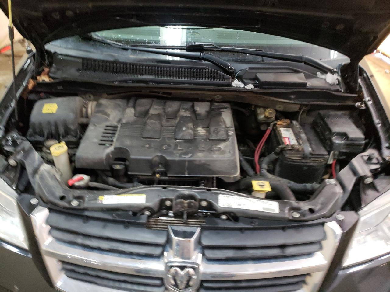 Photo 7 from auction – 2010 DODGE GRAND CARA with VIN 2D4RN6DX4AR419272
