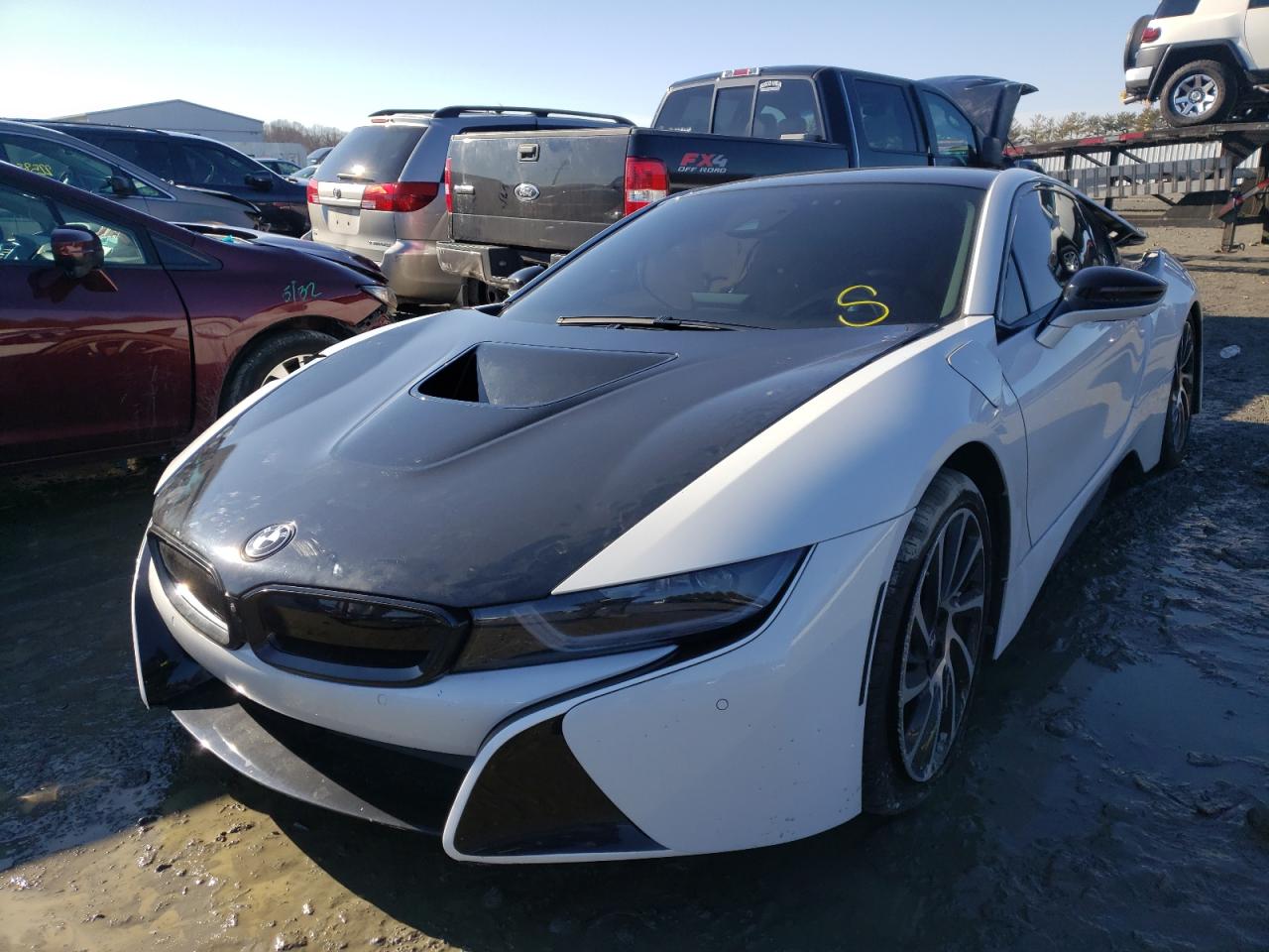Photo 2 from auction – 2015 BMW I8 with VIN WBY2Z2C50FV674533