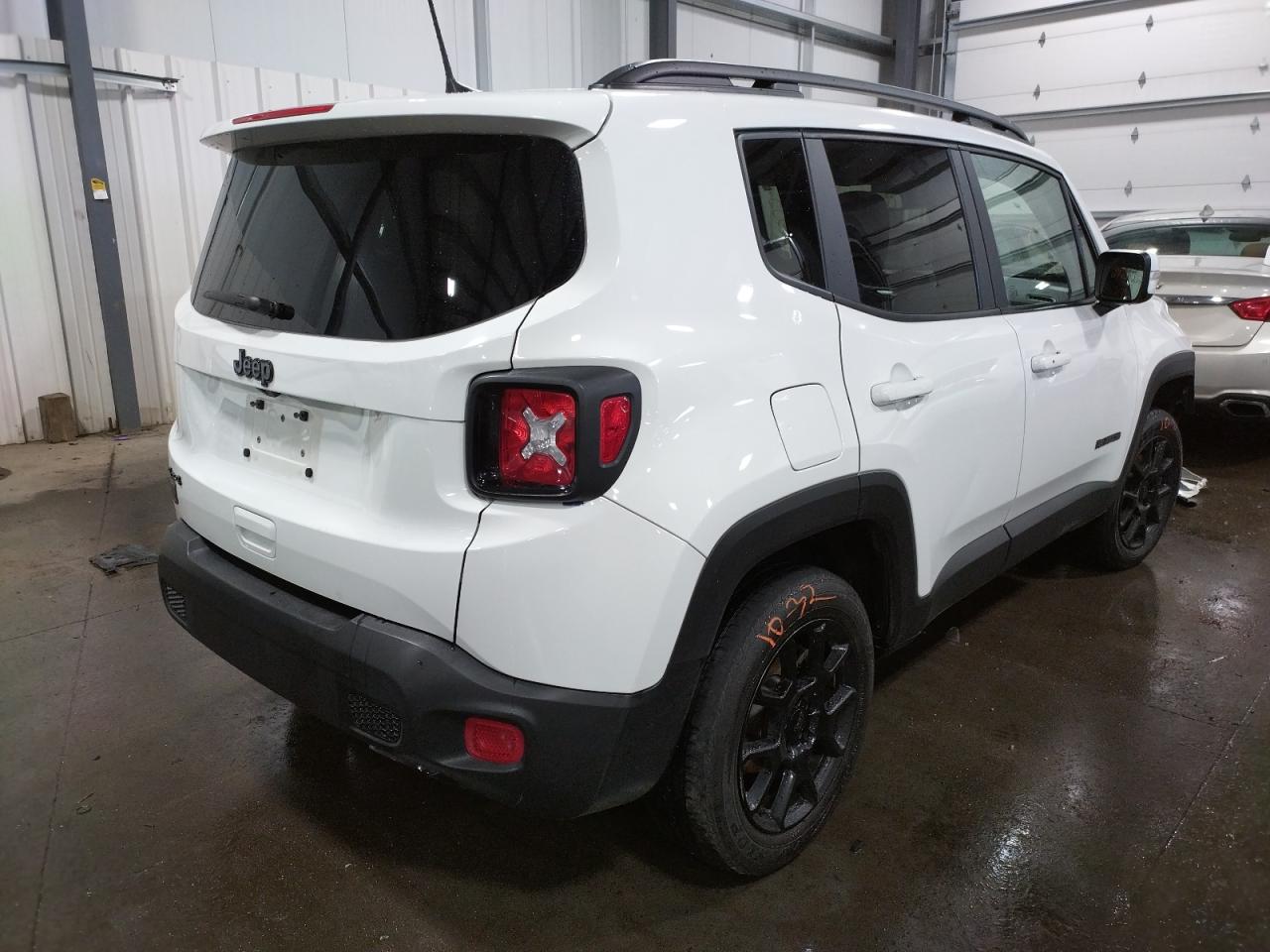 Photo 4 from auction – 2020 JEEP RENEGADE L with VIN ZACNJBBB8LPK97754