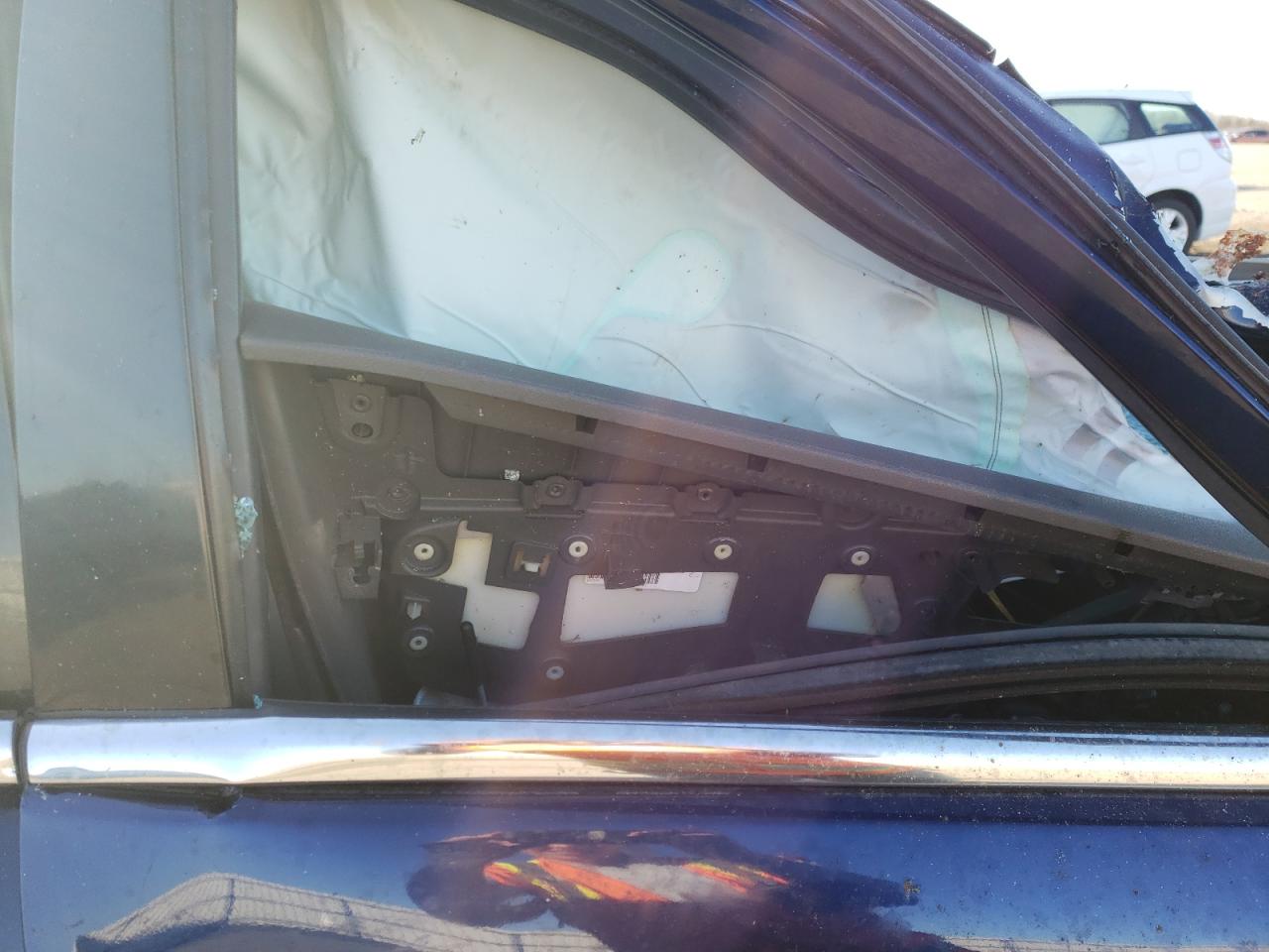 Photo 5 from auction – 2011 FORD EDGE LIMIT with VIN 2FMDK4KC2BBA44668