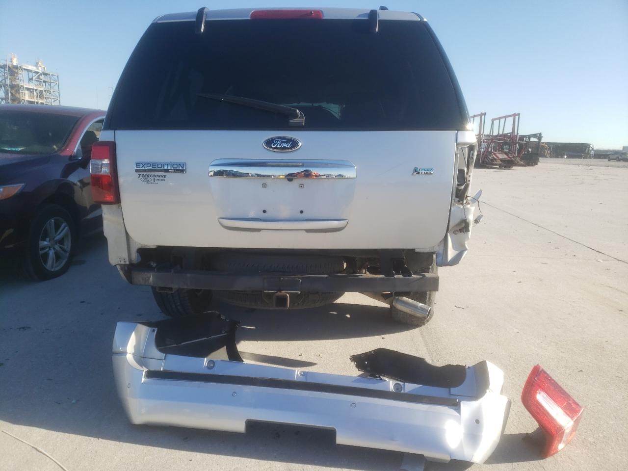 Photo 9 from auction – 2012 FORD EXPEDITION with VIN 1FMJK1K54CEF53895