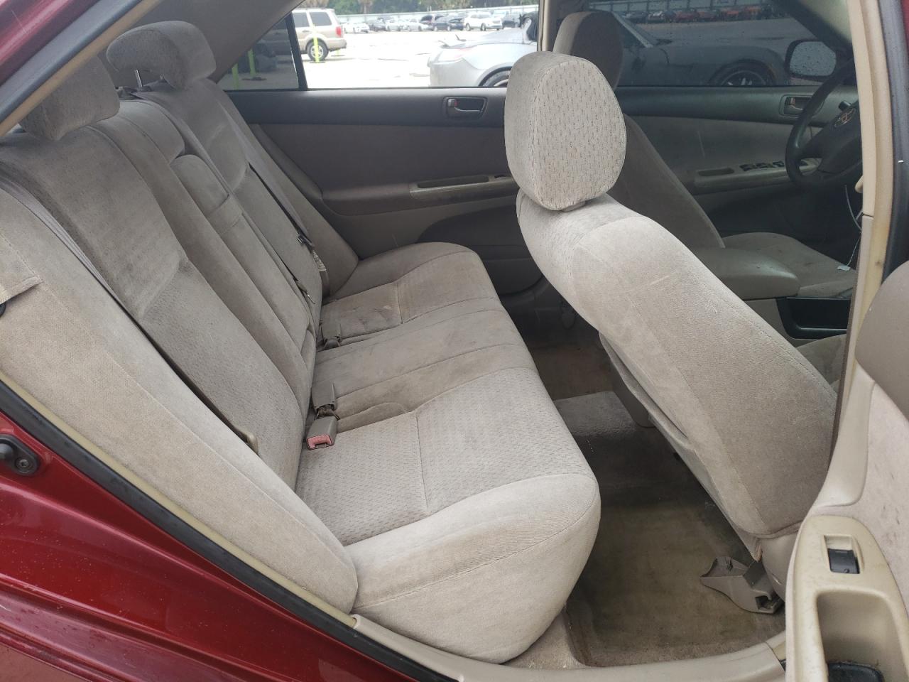 Photo 6 from auction – 2002 TOYOTA CAMRY LE with VIN JTDBE32KX20010774