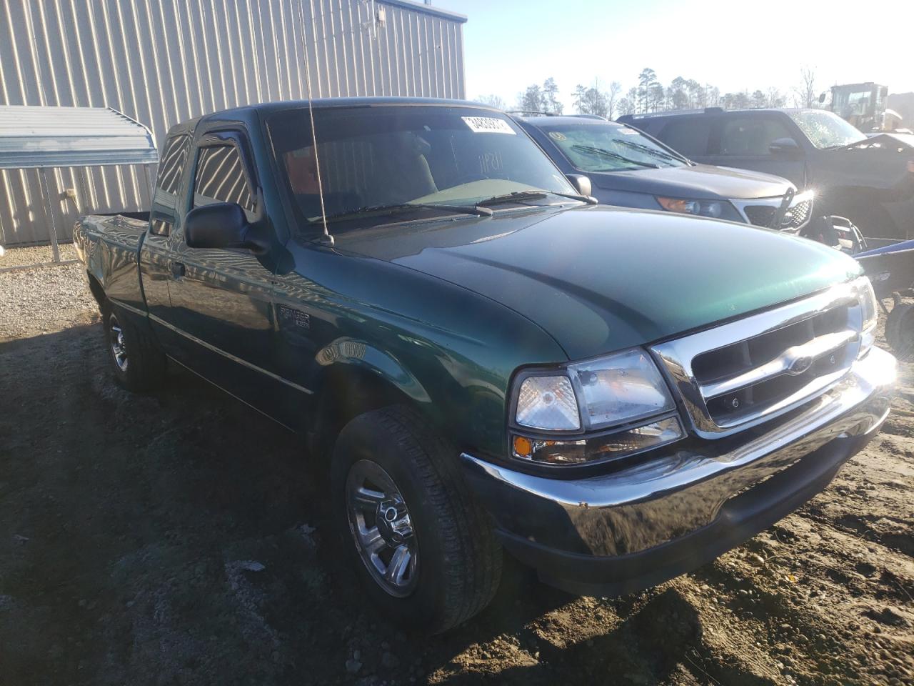FORD RANGER 2000 with VIN 1FTYR14V9YPB66007 - Photo from auction