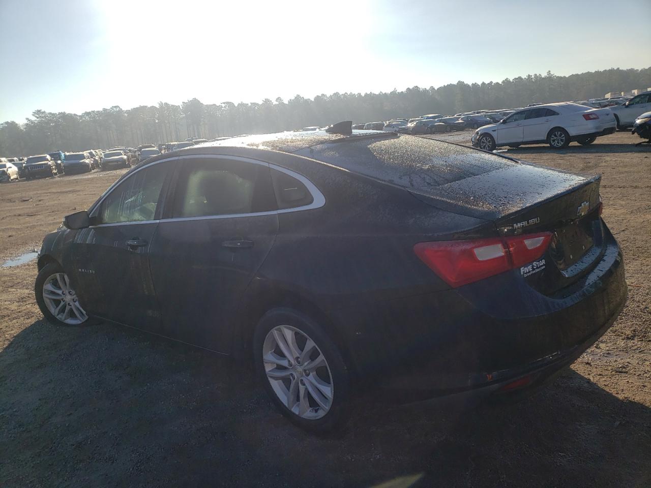 Photo 16 from auction – 2018 CHEVROLET MALIBU LT with VIN 1G1ZD5ST9JF153385