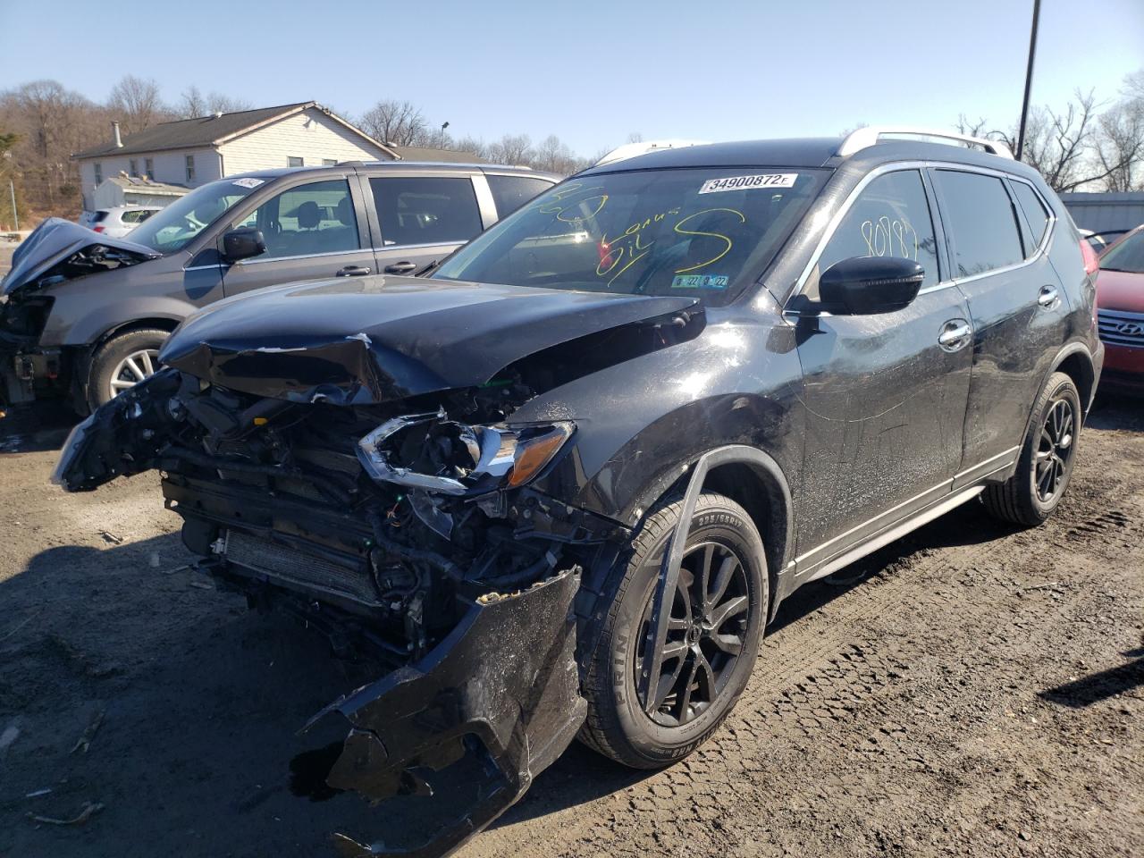 Photo 2 from auction – 2017 NISSAN ROGUE S with VIN KNMAT2MV8HP520446