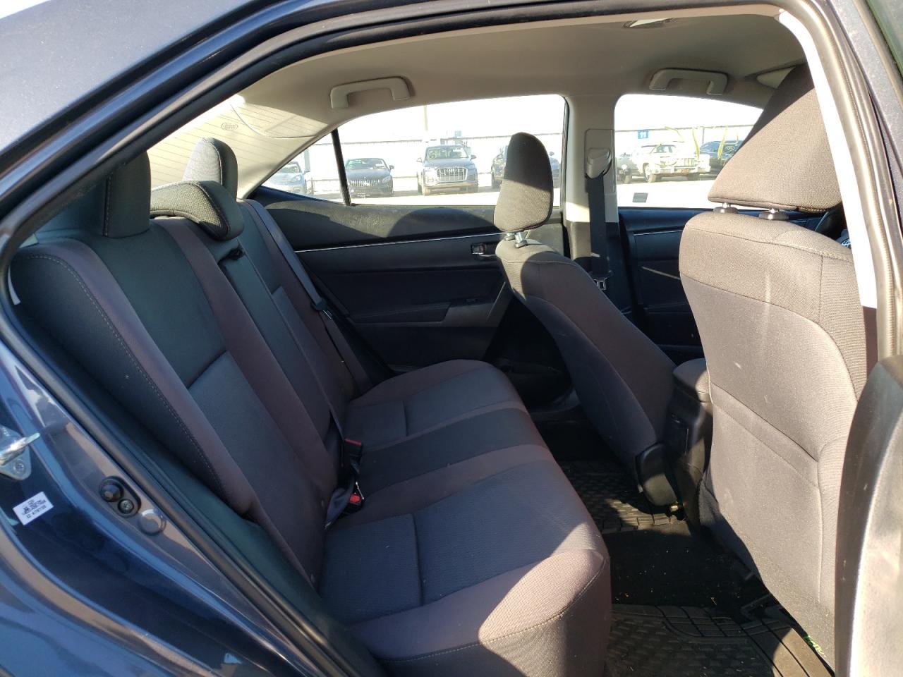 Photo 6 from auction – 2017 TOYOTA COROLLA L with VIN 5YFBURHEXHP728587