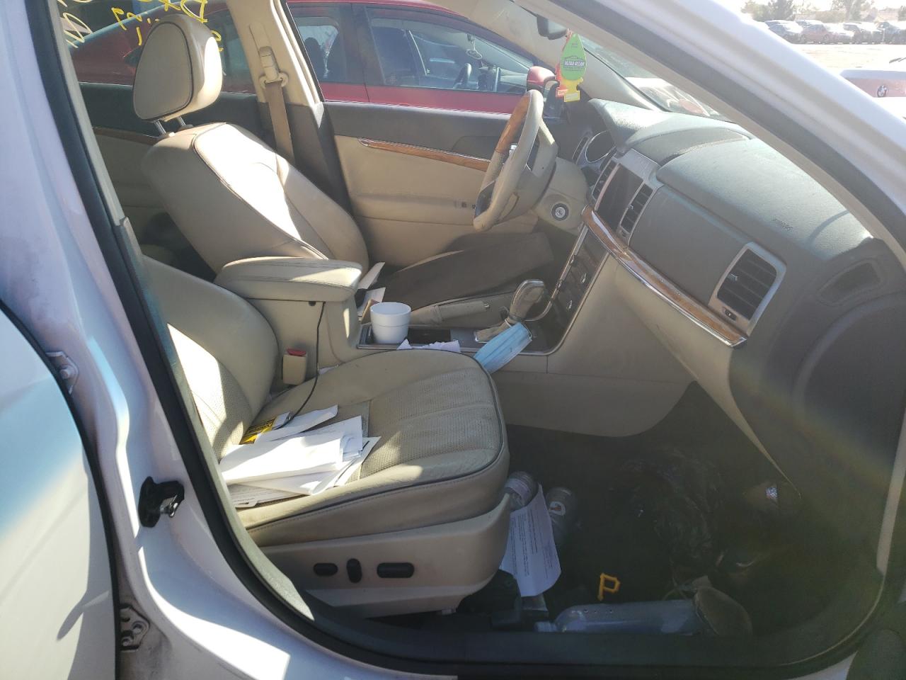 Photo 5 from auction – 2010 LINCOLN MKZ with VIN 3LNHL2GC7AR643481