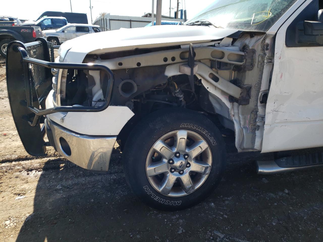 Photo 9 from auction – 2013 FORD F150 SUPER with VIN 1FTEX1CM5DFD81840