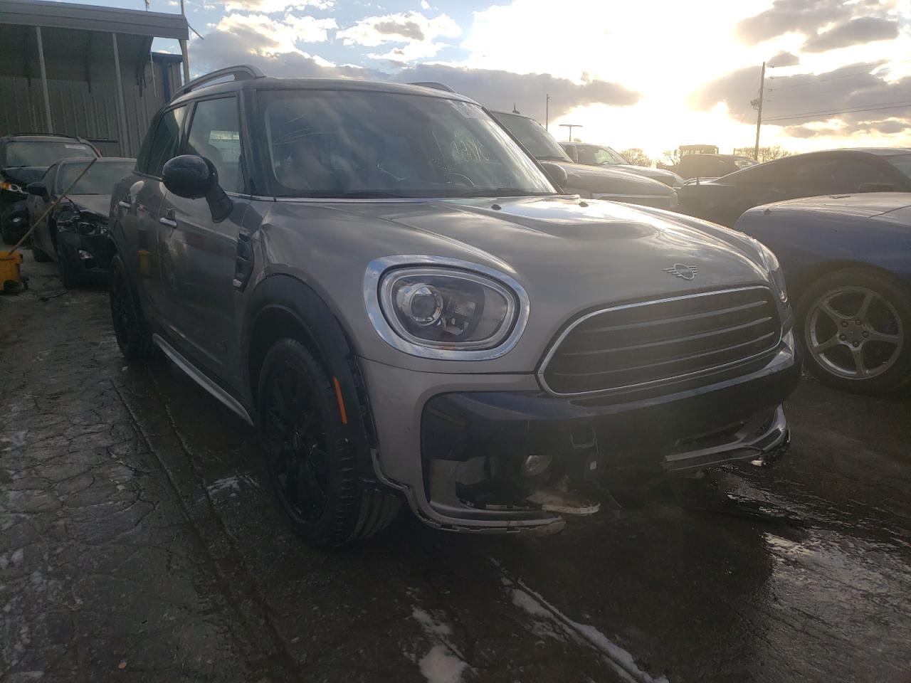 MINI COOPER COU 2019 with VIN WMZYV5C51K3F58694 - Photo from auction