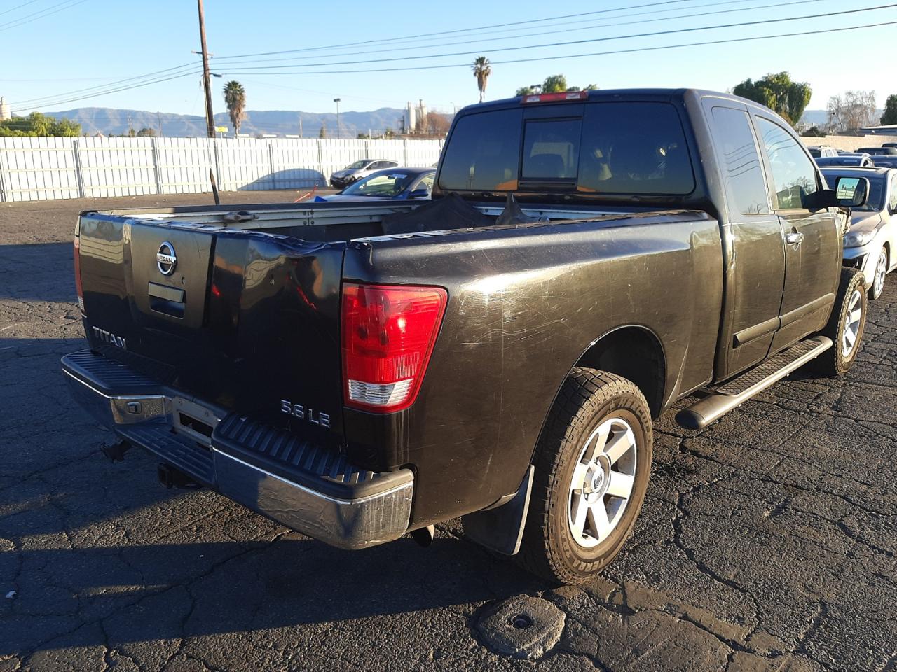 Photo 4 from auction – 2004 NISSAN TITAN XE with VIN 1N6AA06BX4N511800