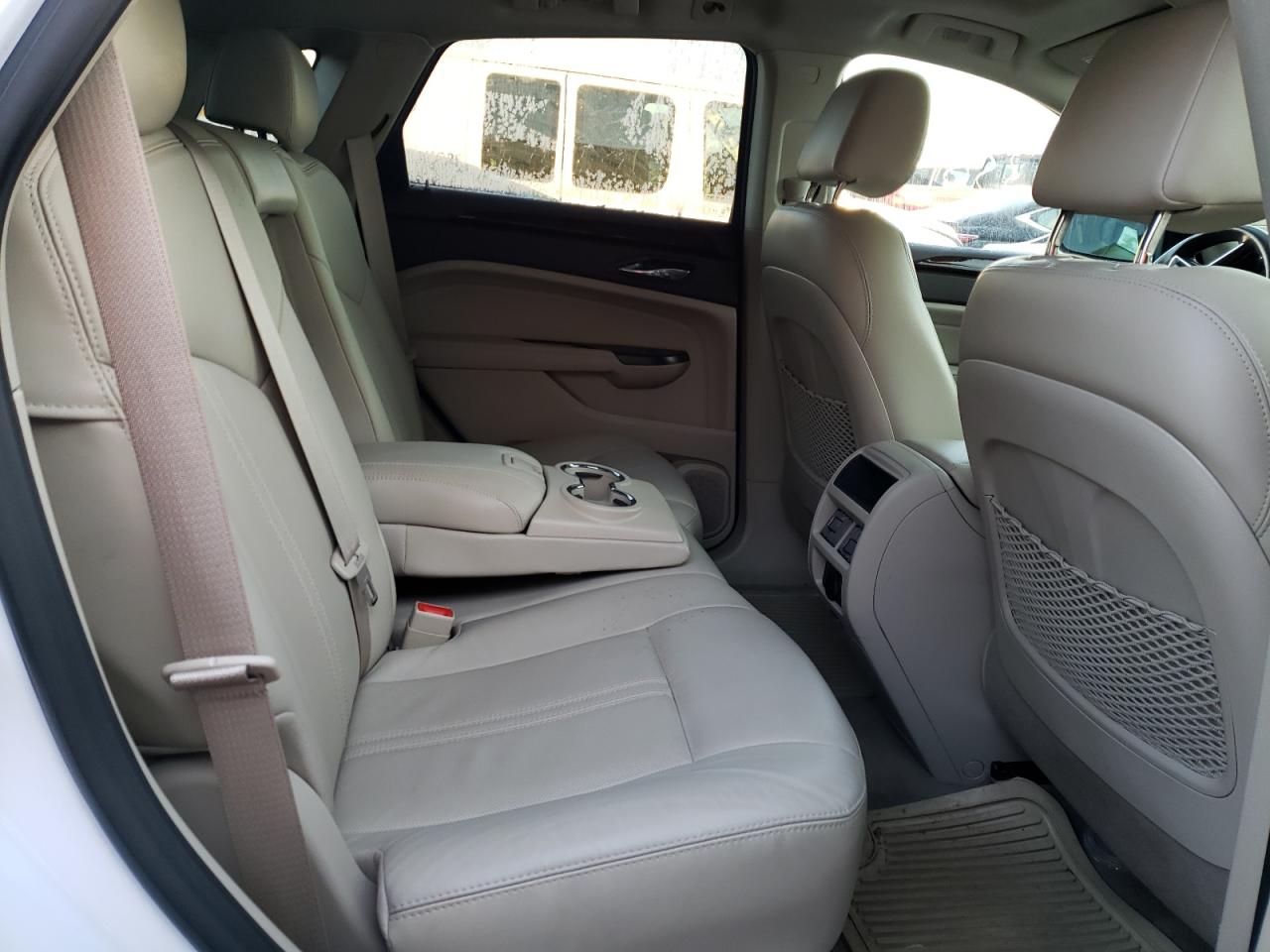 Photo 6 from auction – 2016 CADILLAC SRX PERFOR with VIN 3GYFNCE38GS542945