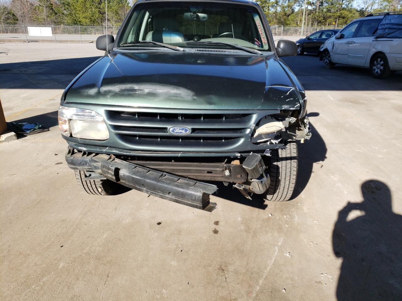 Photo 9 from auction – 1998 FORD EXPLORER with VIN 1FMZU32P2WZA78898