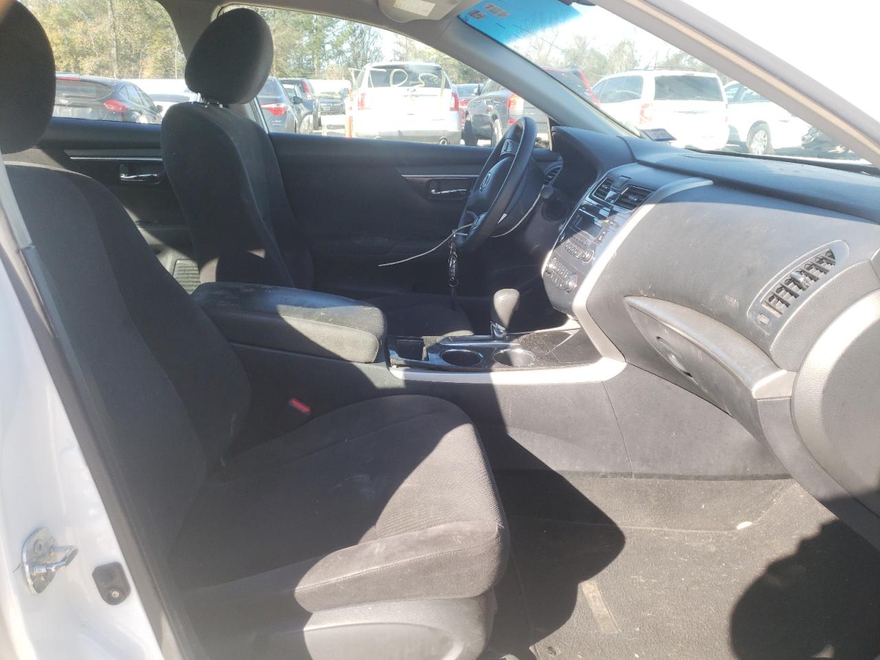 Photo 5 from auction – 2013 NISSAN ALTIMA 2.5 with VIN 1N4AL3AP1DC111031