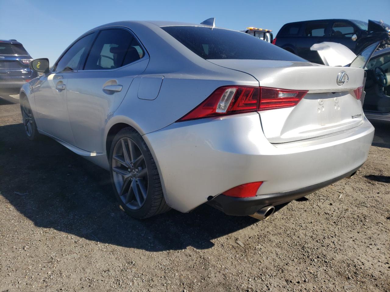Photo 3 from auction – 2014 LEXUS IS 250 with VIN JTHCF1D22E5001351