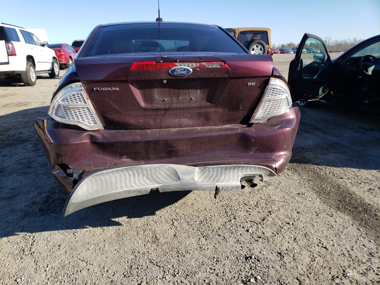 Photo 9 from auction – 2011 FORD FUSION SE with VIN 3FAHP0HA2BR323132