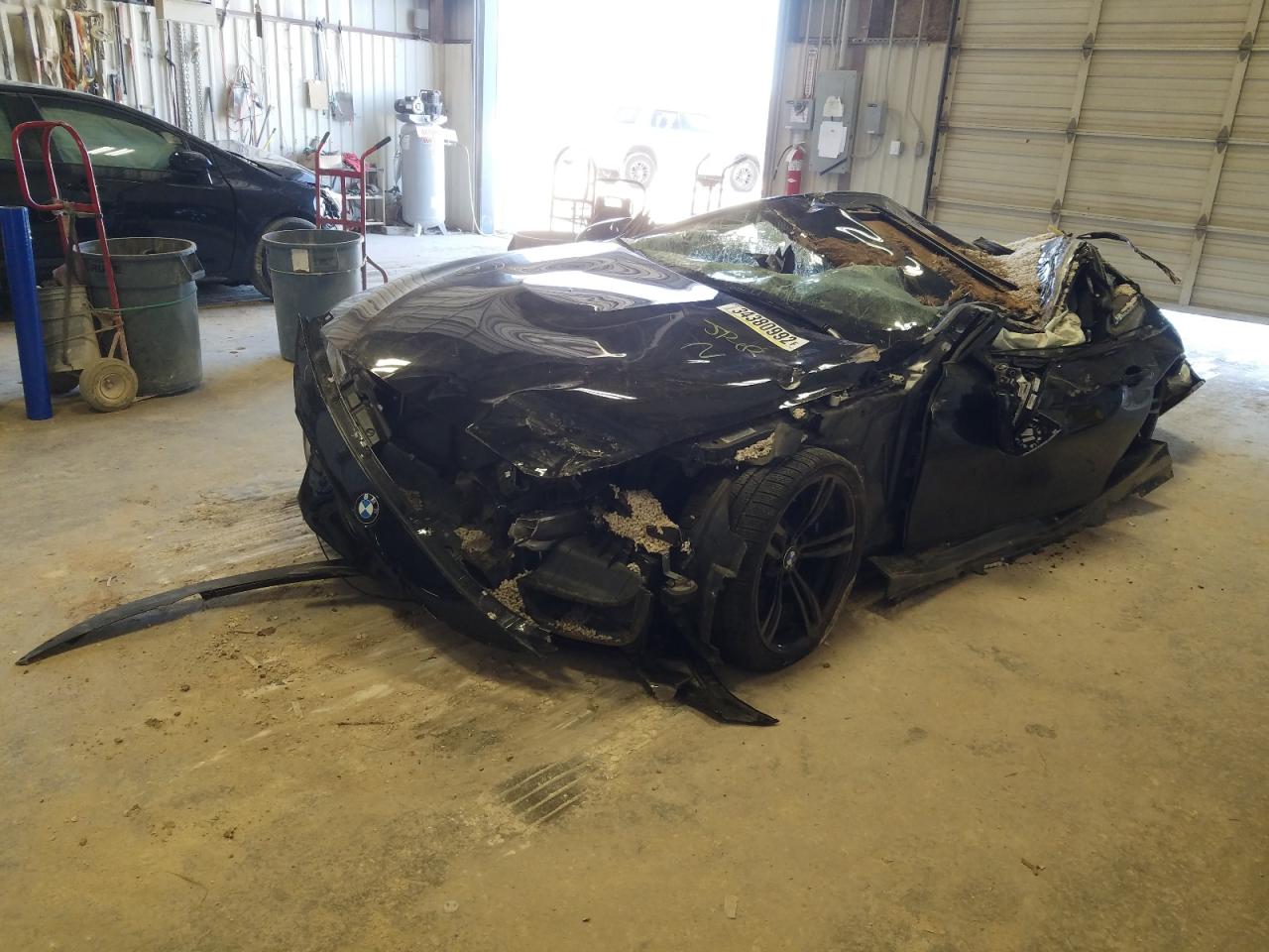 Photo 2 from auction – 2015 BMW M4 with VIN WBS3R9C59FK332894