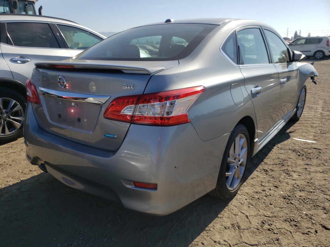 Photo 4 from auction – 2014 NISSAN SENTRA S with VIN 3N1AB7AP5EL628104