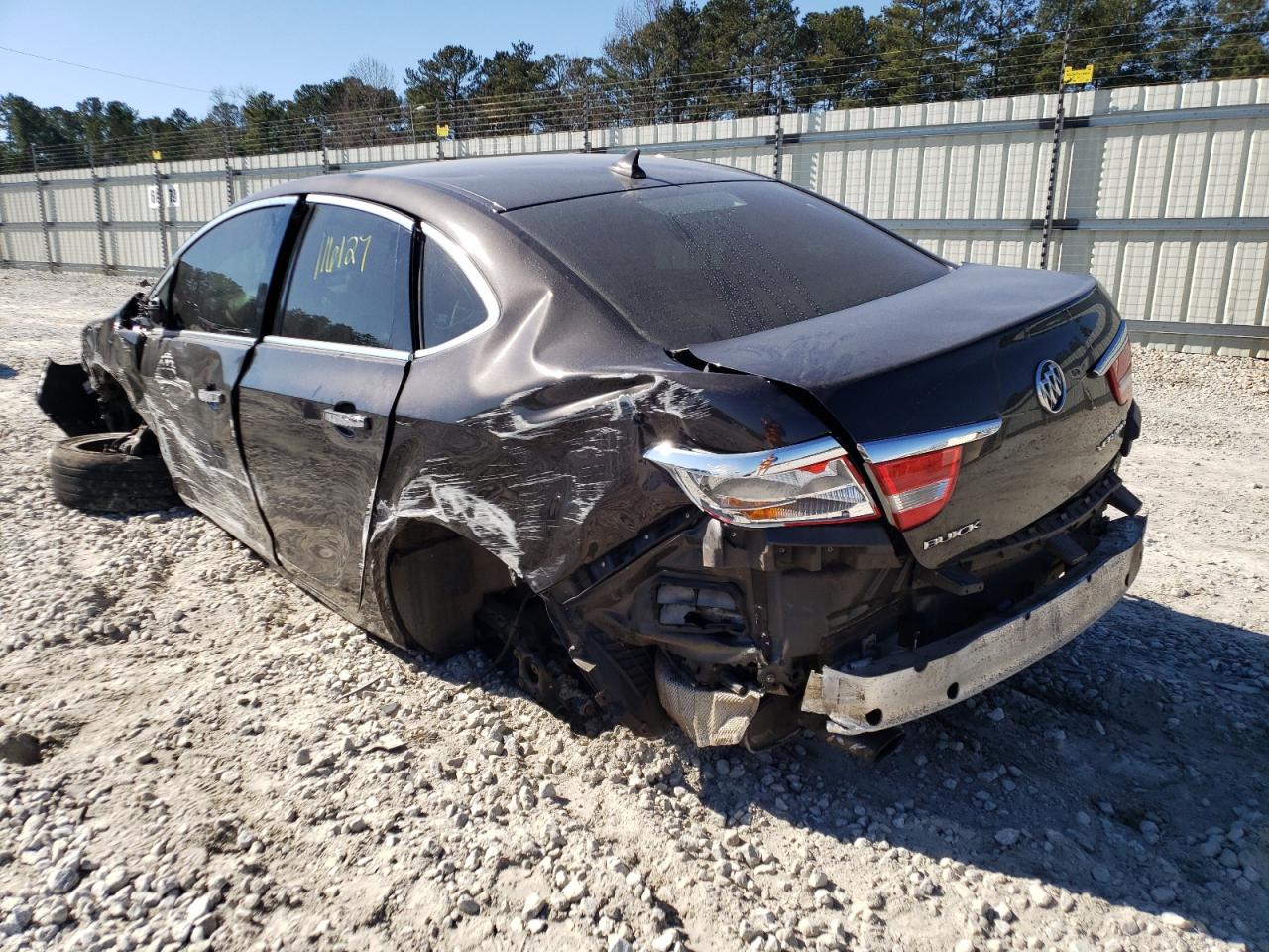 Photo 3 from auction – 2014 BUICK VERANO with VIN 1G4PS5SK7E4138084