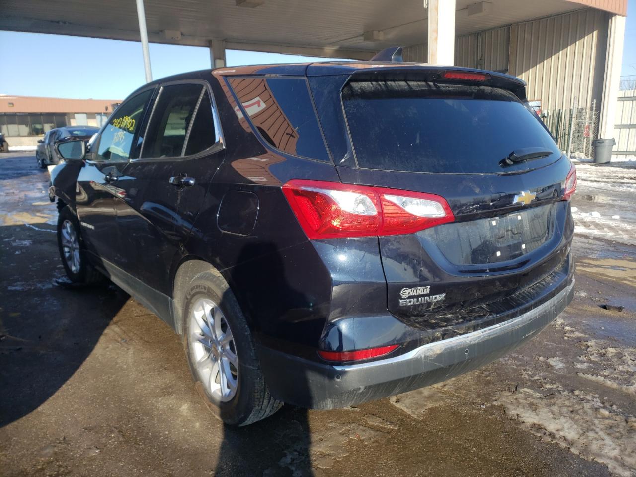 Photo 3 from auction – 2020 CHEVROLET EQUINOX LT with VIN 3GNAXKEV7LS711392