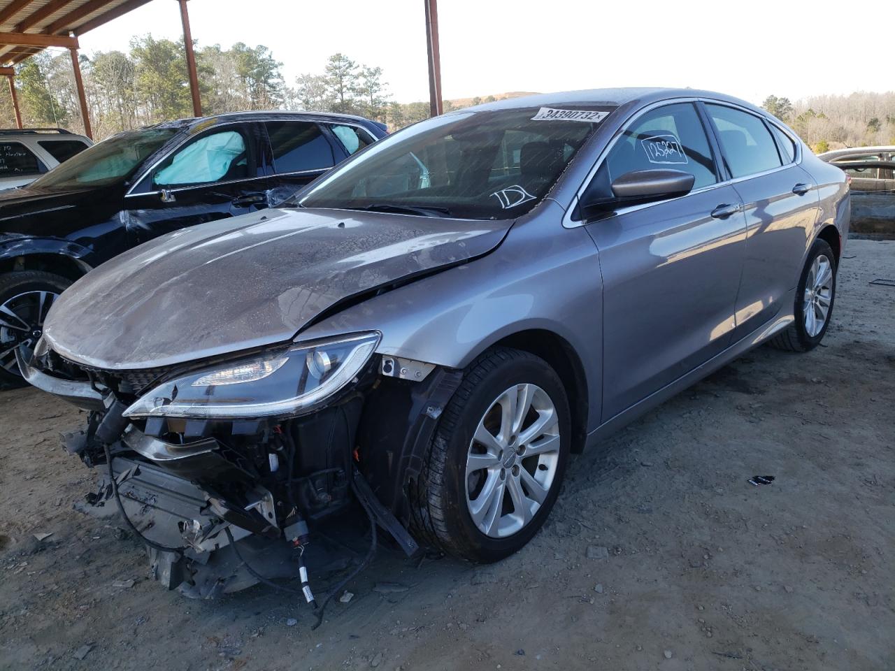 Photo 2 from auction – 2015 CHRYSLER 200 LIMITE with VIN 1C3CCCAB7FN741719