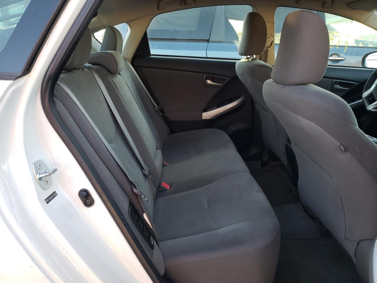 Photo 6 from auction – 2012 TOYOTA PRIUS with VIN JTDKN3DU3C1540286