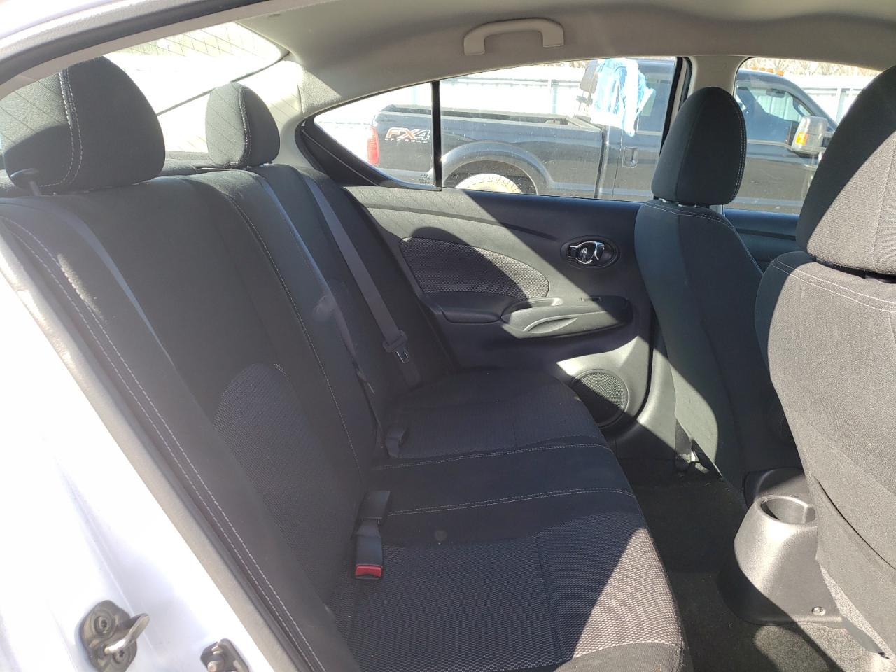 Photo 6 from auction – 2017 NISSAN VERSA S with VIN 3N1CN7AP7HL891814