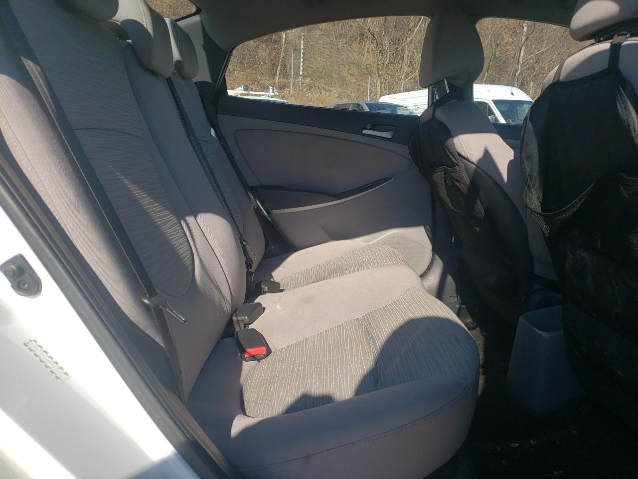 Photo 6 from auction – 2016 HYUNDAI ACCENT SE with VIN KMHCT4AE4GU137625