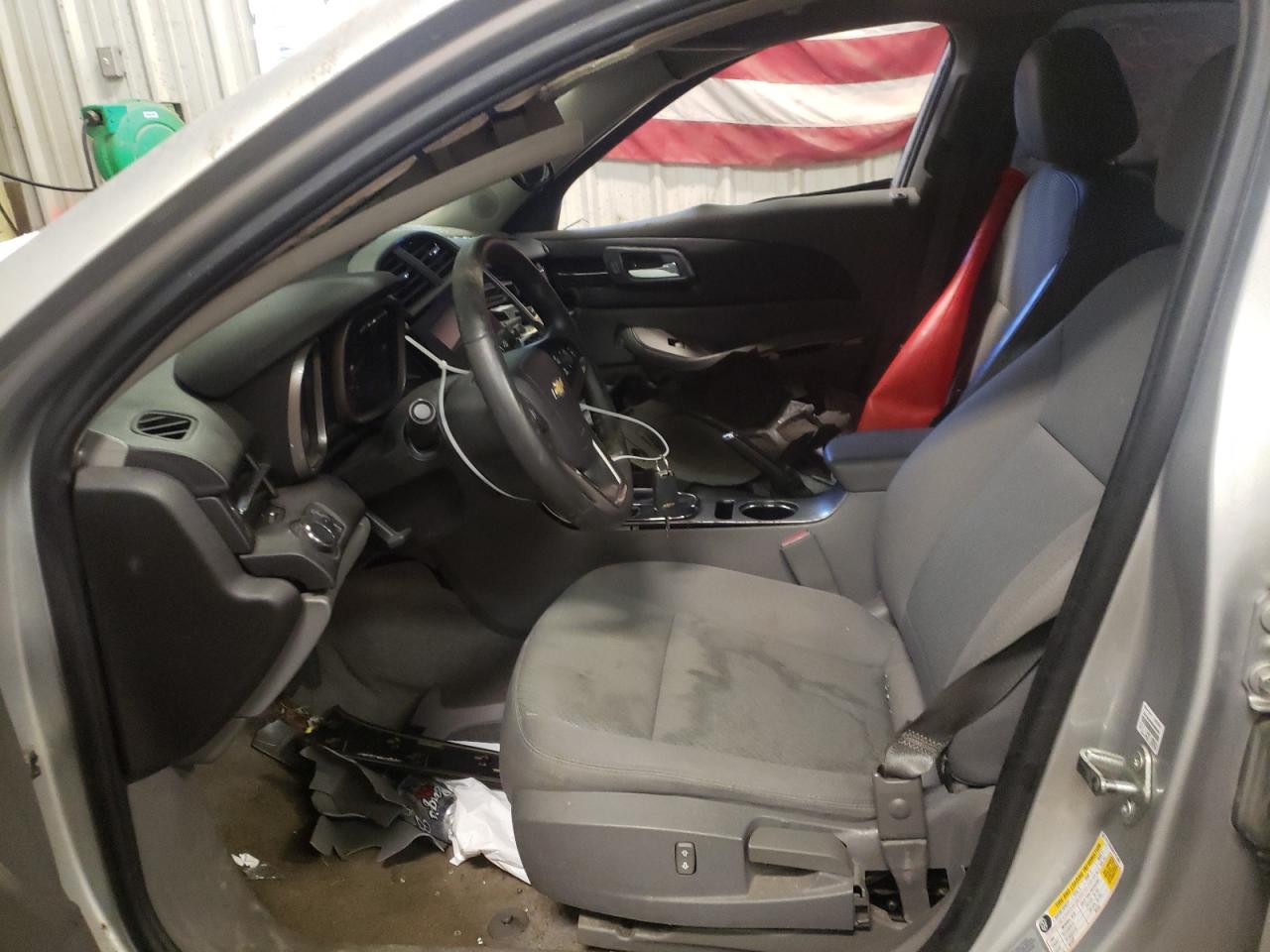 Photo 5 from auction – 2015 CHEVROLET MALIBU LS with VIN 1G11B5SL8FF217605