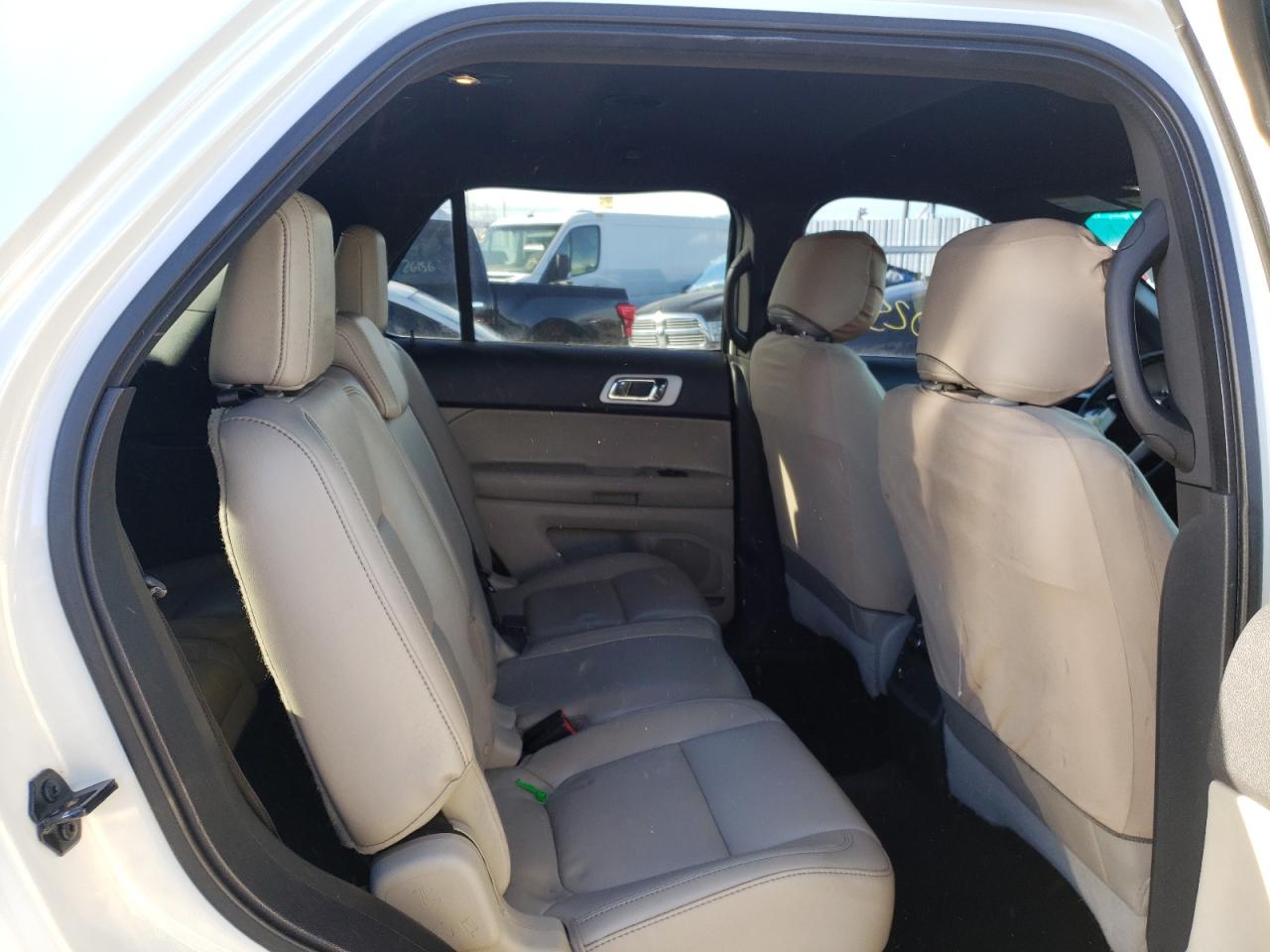 Photo 6 from auction – 2011 FORD EXPLORER X with VIN 1FMHK8D80BGA80630