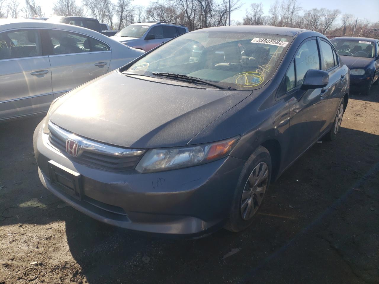 Photo 2 from auction – 2012 HONDA CIVIC LX with VIN 19XFB2F55CE308165
