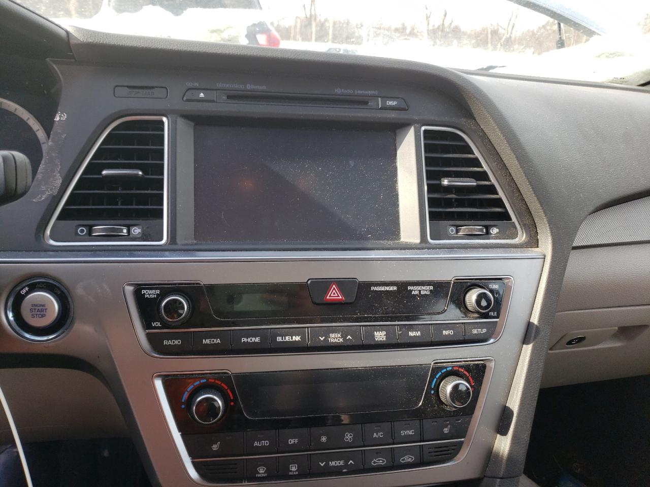 Photo 9 from auction – 2015 HYUNDAI SONATA SPO with VIN 5NPE34AF1FH136530