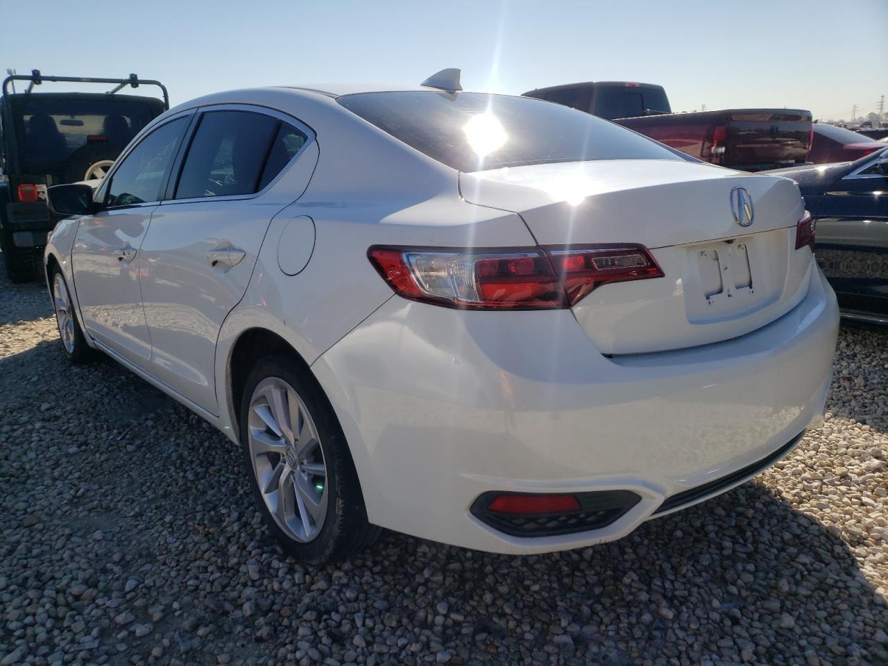 Photo 3 from auction – 2016 ACURA ILX PREMIU with VIN 19UDE2F75GA016140