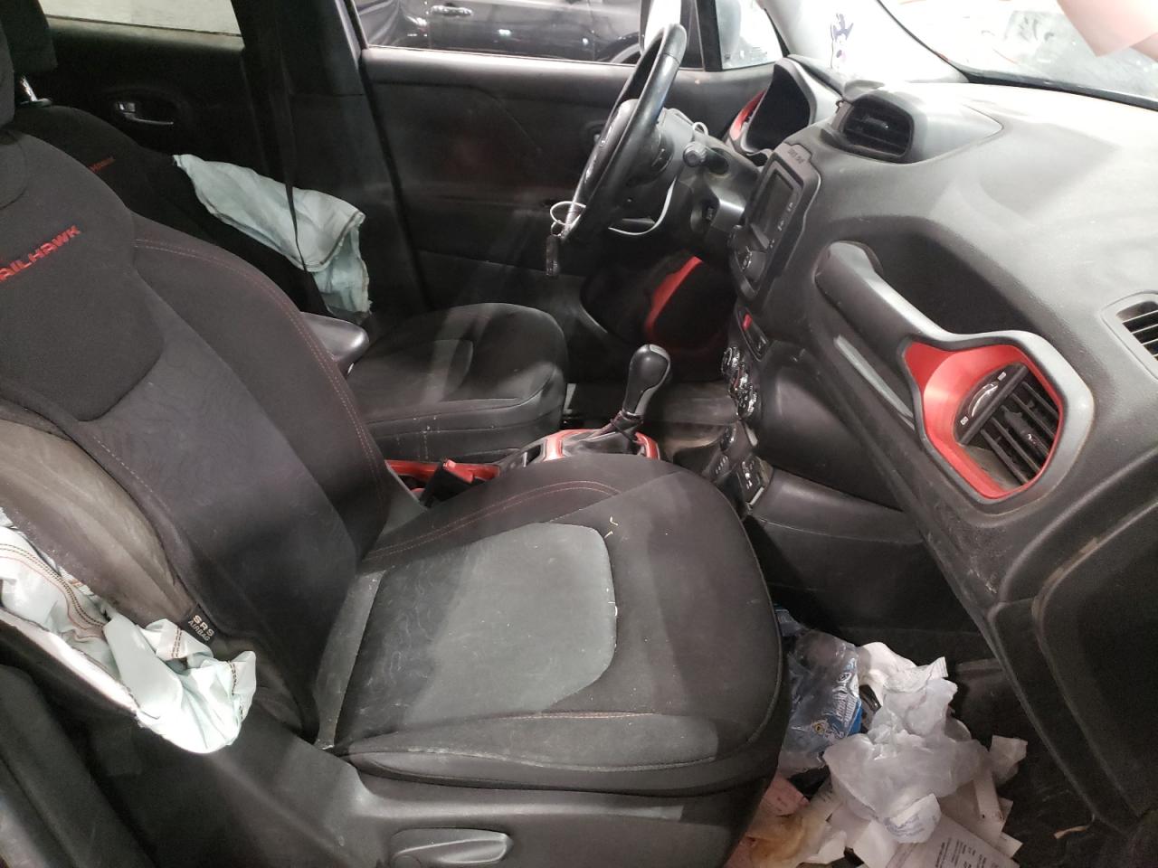Photo 5 from auction – 2015 JEEP RENEGADE T with VIN ZACCJBCT0FPB63712
