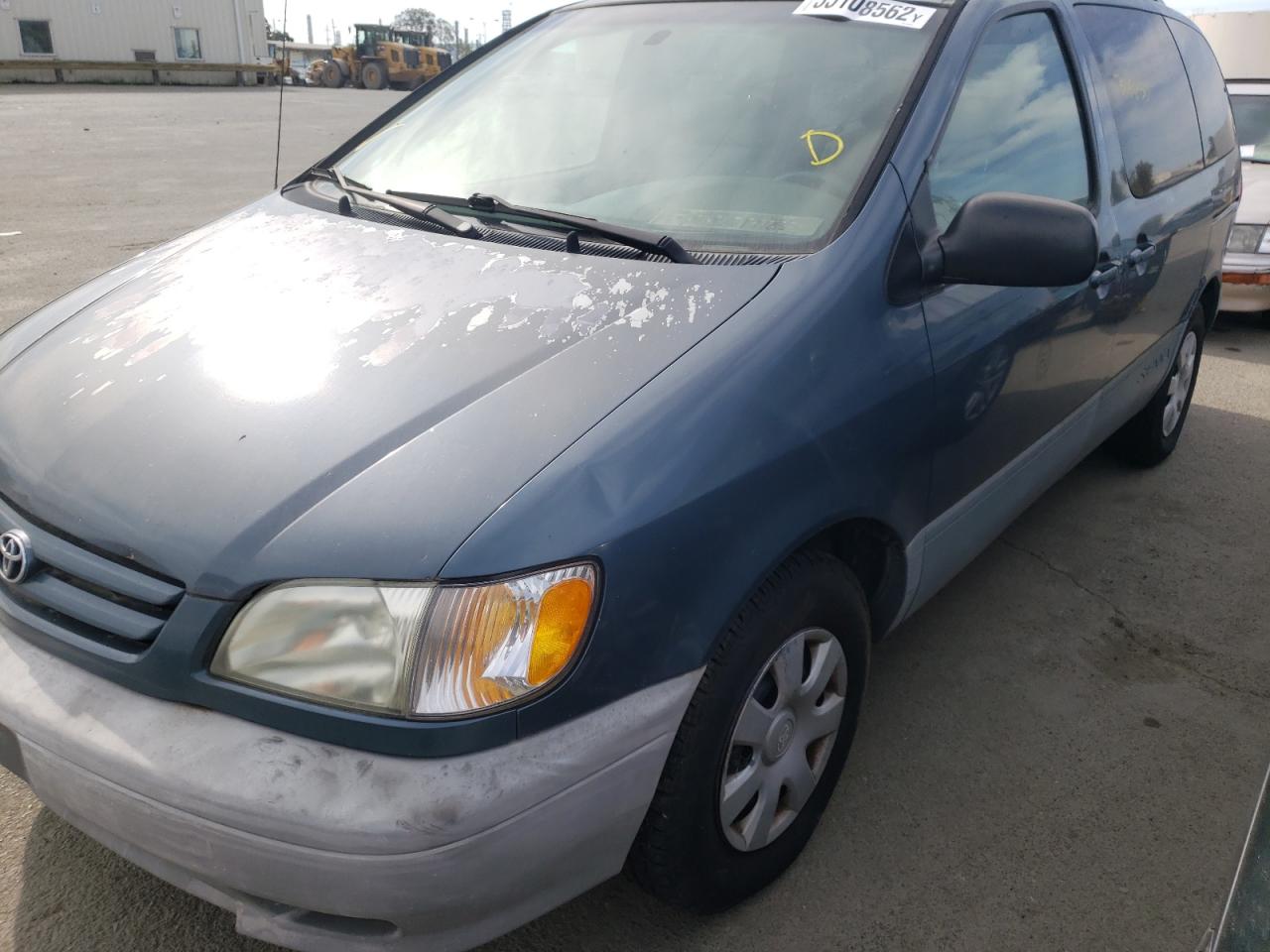 Photo 9 from auction – 2003 TOYOTA SIENNA CE with VIN 4T3ZF19C83U542410