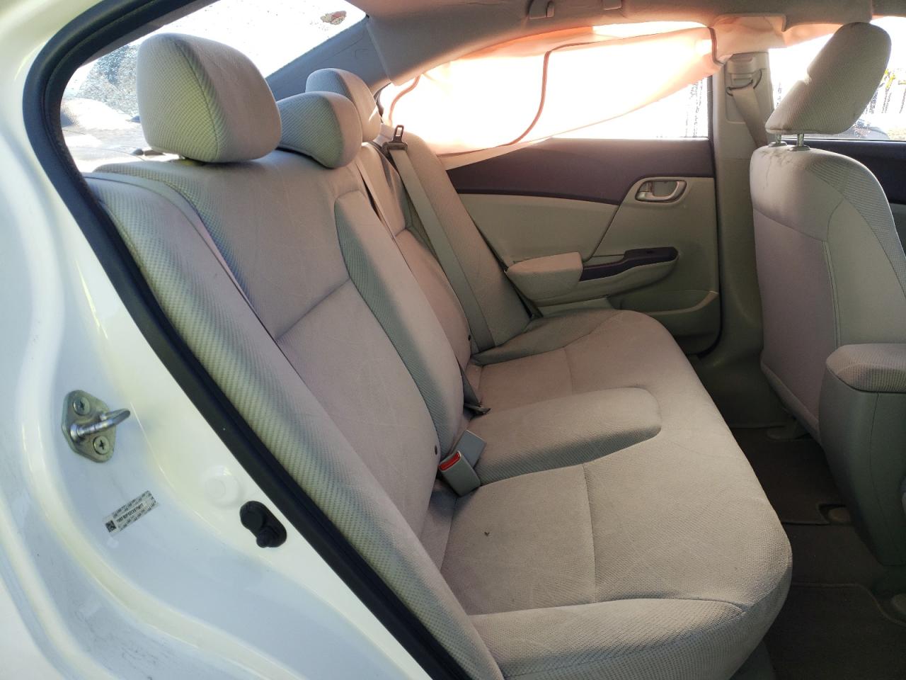 Photo 6 from auction – 2012 HONDA CIVIC LX with VIN 19XFB2F52CE075877