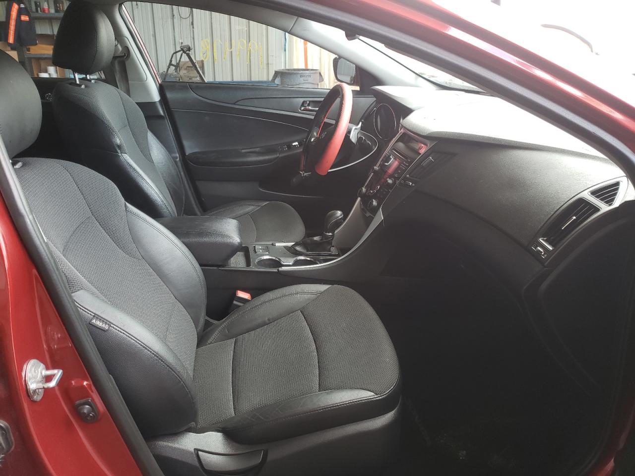 Photo 5 from auction – 2013 HYUNDAI SONATA SE with VIN 5NPEC4AB3DH773204