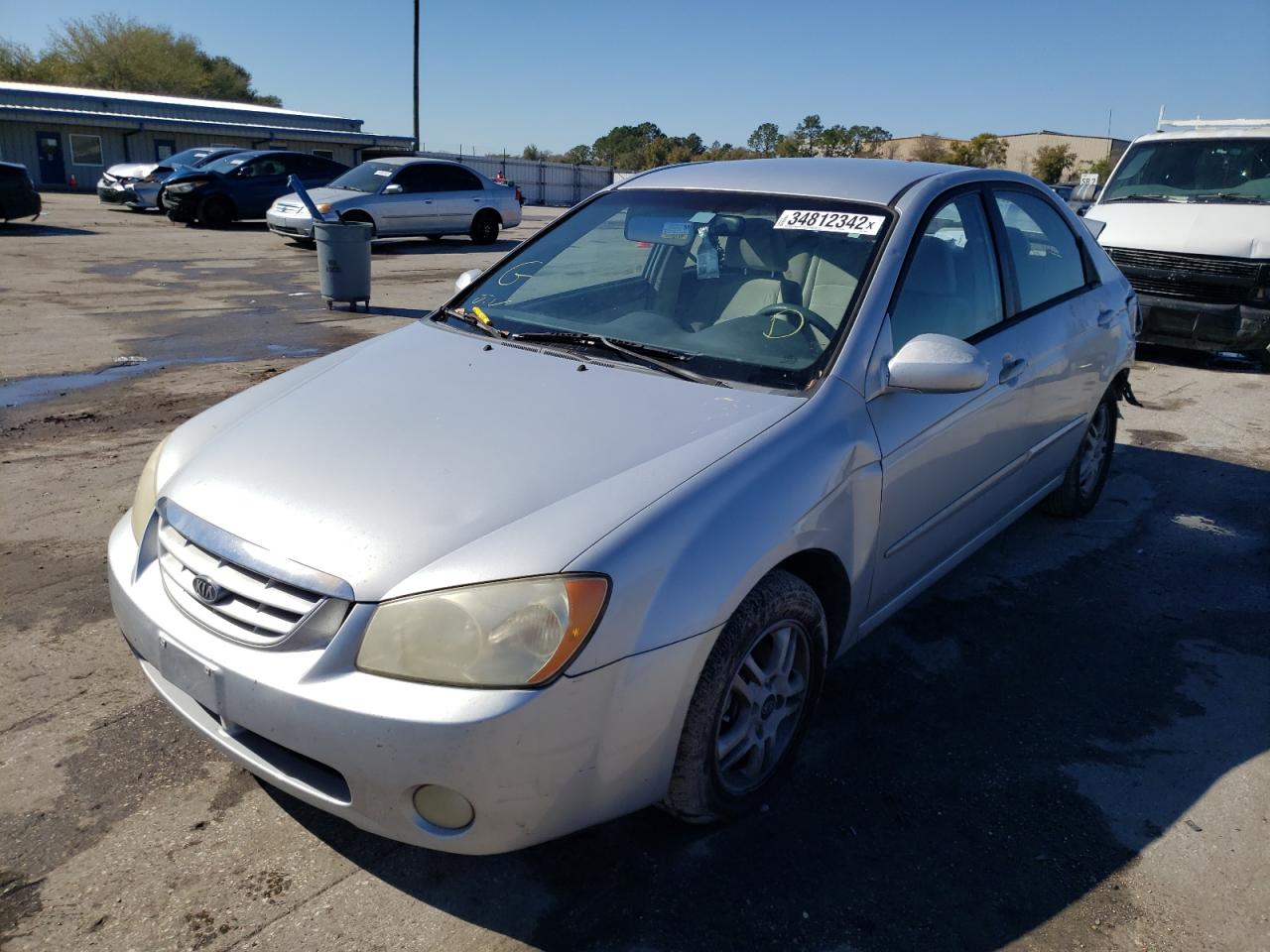 Photo 2 from auction – 2005 KIA SPECTRA LX with VIN KNAFE121355090971