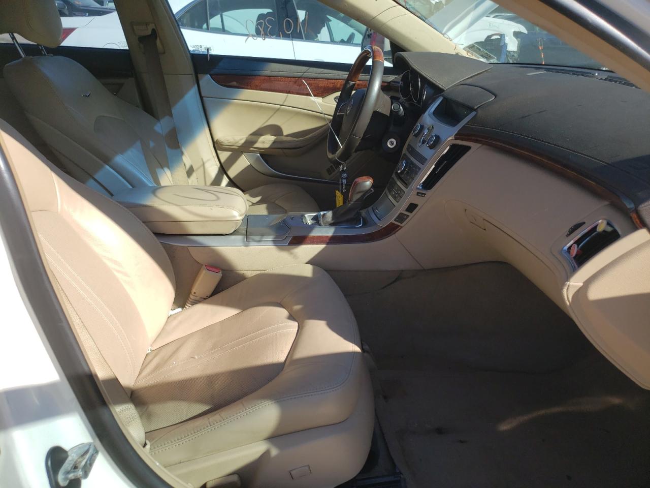 Photo 5 from auction – 2012 CADILLAC CTS LUXURY with VIN 1G6DF5E52C0104949