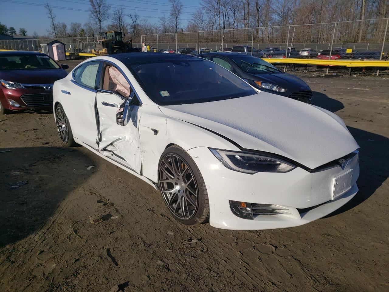 TESLA MODEL S 2016 with VIN 5YJSA1E20GF159795 - Photo from auction