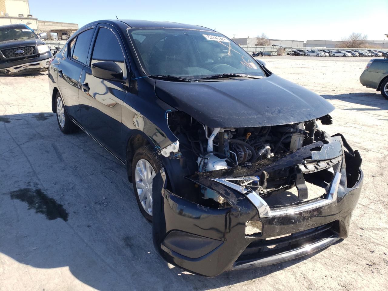 NISSAN VERSA S 2018 with VIN 3N1CN7AP4JL876726 - Photo from auction