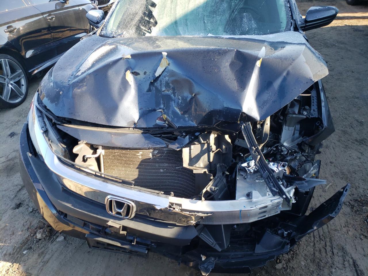 Photo 7 from auction – 2016 HONDA CIVIC EX with VIN 19XFC2F7XGE042047