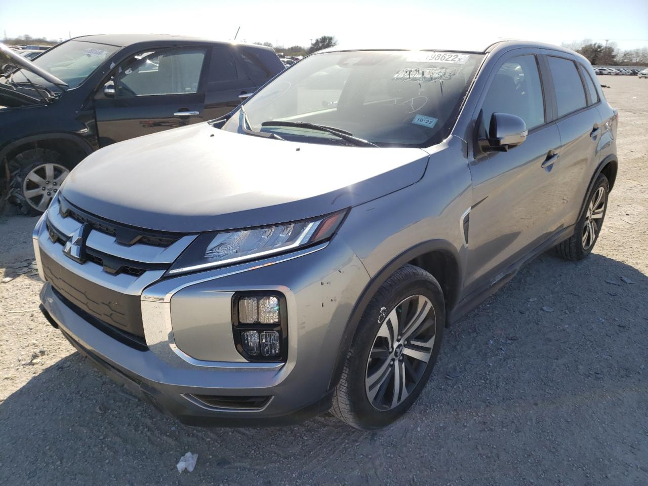 Photo 2 from auction – 2020 MITSUBISHI OUTLANDER with VIN JA4AP4AU4LU024334