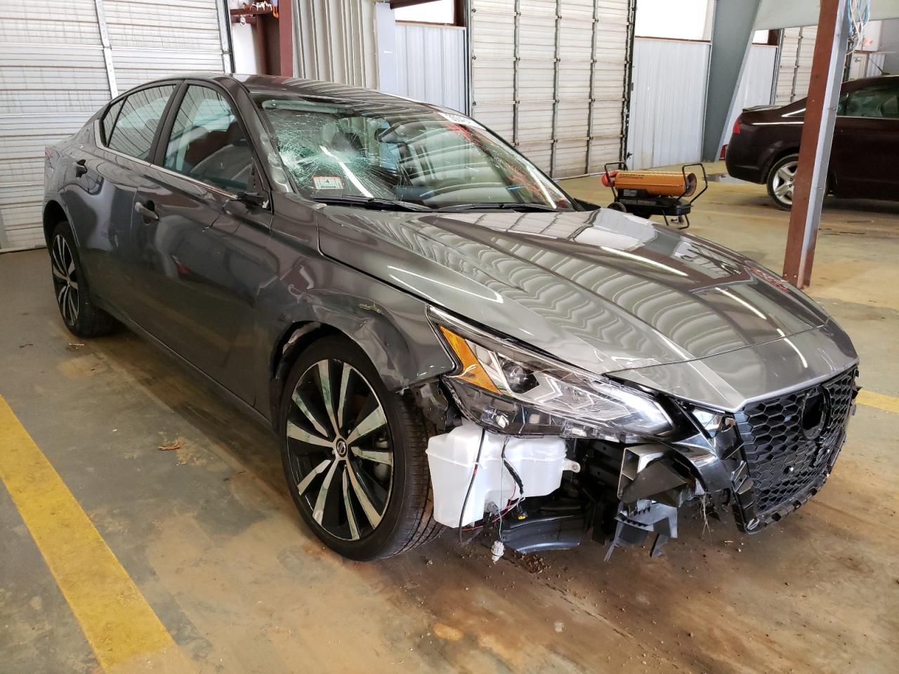 NISSAN ALTIMA SR 2021 with VIN 1N4BL4CV8MN373137 - Photo from auction