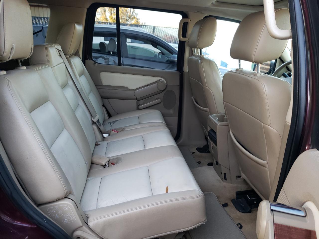 Photo 6 from auction – 2008 FORD EXPLORER E with VIN 1FMEU74E88UA43476