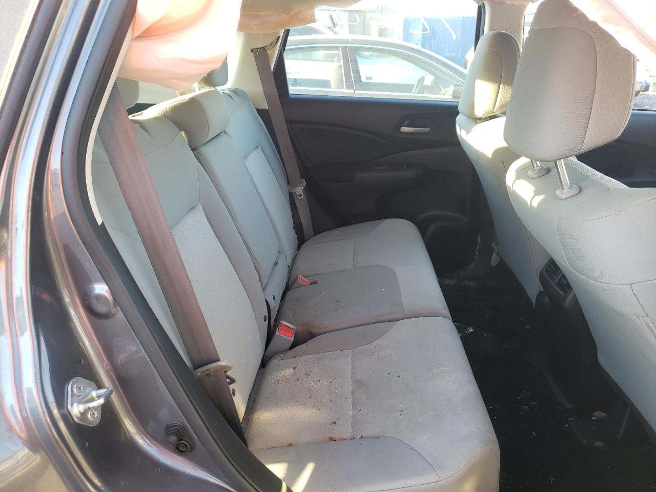 Photo 6 from auction – 2015 HONDA CR-V LX with VIN 3CZRM3H37FG714296
