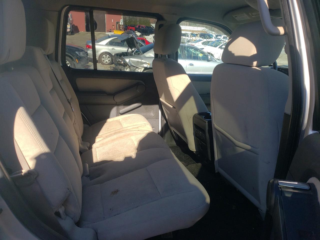 Photo 6 from auction – 2008 FORD EXPLORER X with VIN 1FMEU73E88UA13265